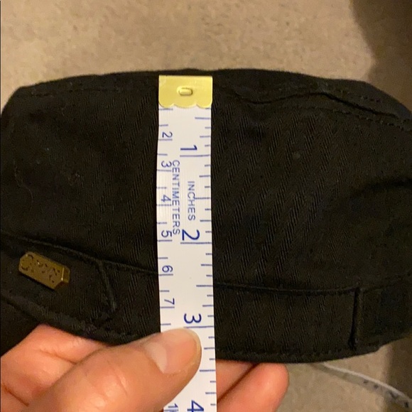 Black Hat - Picture 5 of 7